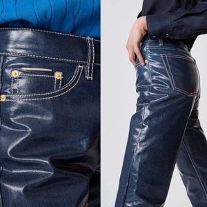 Eytys Cypress Wet Blue - Säljer mina drömbyxor då de tyvärr är för små för mig. Nyskick, aldrig använda. Finns inte att köpa längre. De är små i storleken. Bilderna är lånade. Frakt tillkommer ✉️