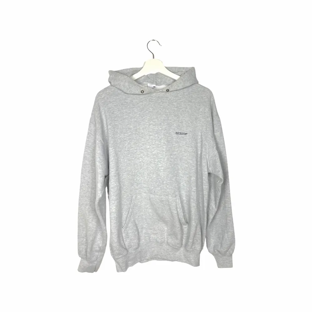 Vintage oversized hoodie i snygg retro grå!. Hoodies.