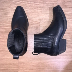 Our Legacy - Cuban Boot Black