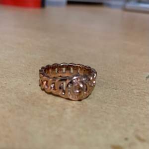 Begagnad marc jacobs ring