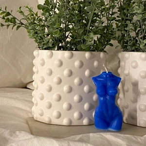 Ljus i form av kvinnokropp 💙 - Kvinnokropp i liten annan form till skillnad från förgående ljus 💙 säljs även i brun, beige, vit, rosa, lila och röd ❣️