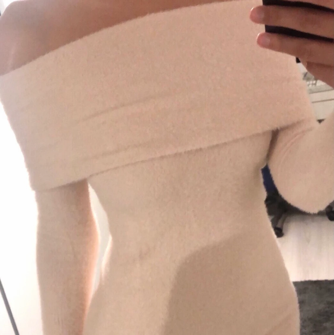 Mjuk långärmad klänning