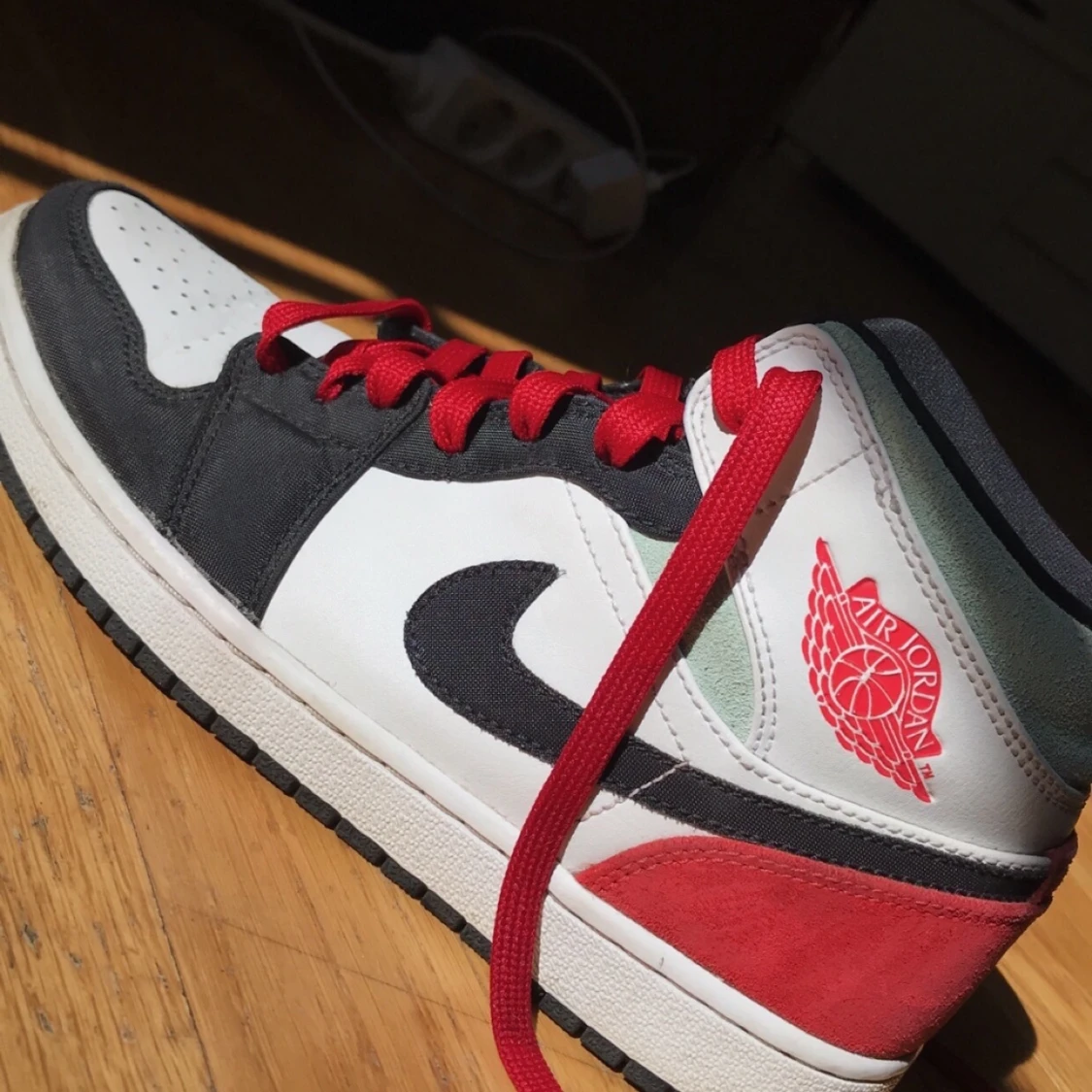Jordan 1
