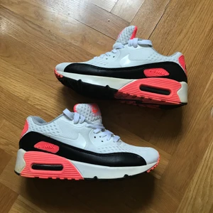 Women’s Nike Air Max 90 Sneakers - Women’s Nike Air Max 90 Sneakers - Size 36. Like new, only worn a few times. Buyer pays for all shipping costs. All items sent with tracking number.   No swaps, no trades, no offers. 