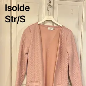 Fin rosa tröja med öppning 