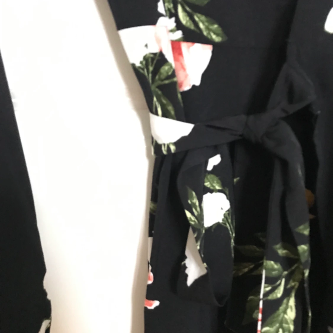 Blommig och fin sommarklänning - 90