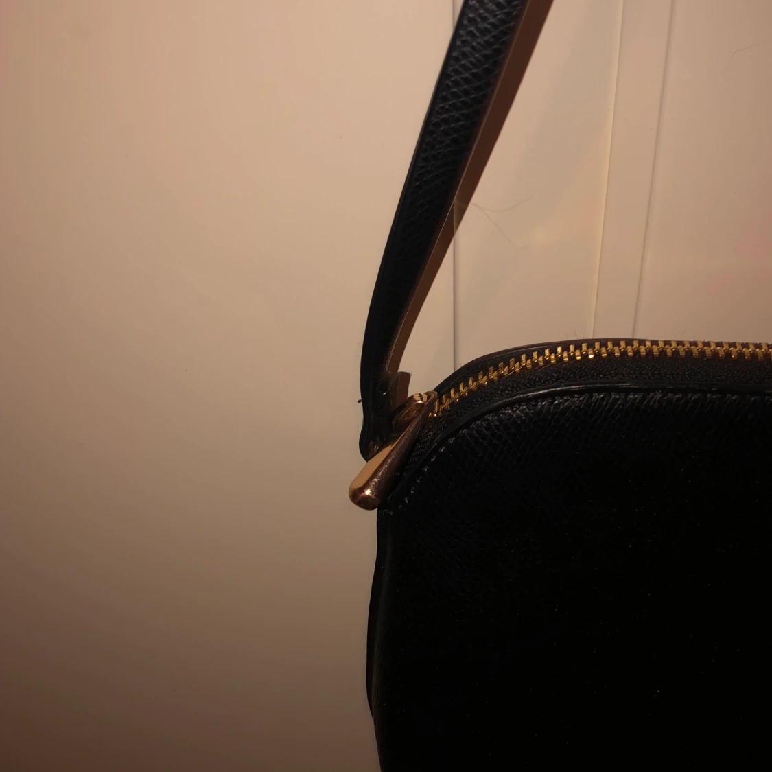 Svart väska - 90