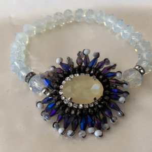 armband från Sweet Deluxe  - Helt ny armband från Sweet Deluxe 