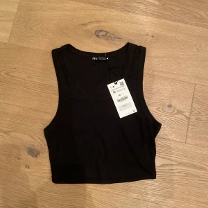 Linne - Linne från Zara, storlek M🖤 aldrig använt och lappen kvar! 90kr
