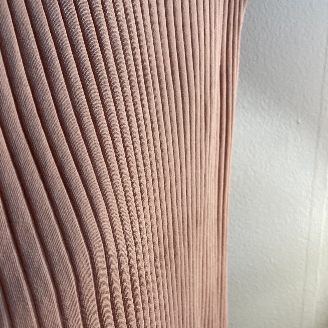 Ljusrosa klänning - 91