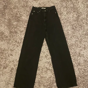 Levis Jeans💘 - Levis Jeans High Loose W:26 L:30. Superfina jeans som är använda fåtal gånger