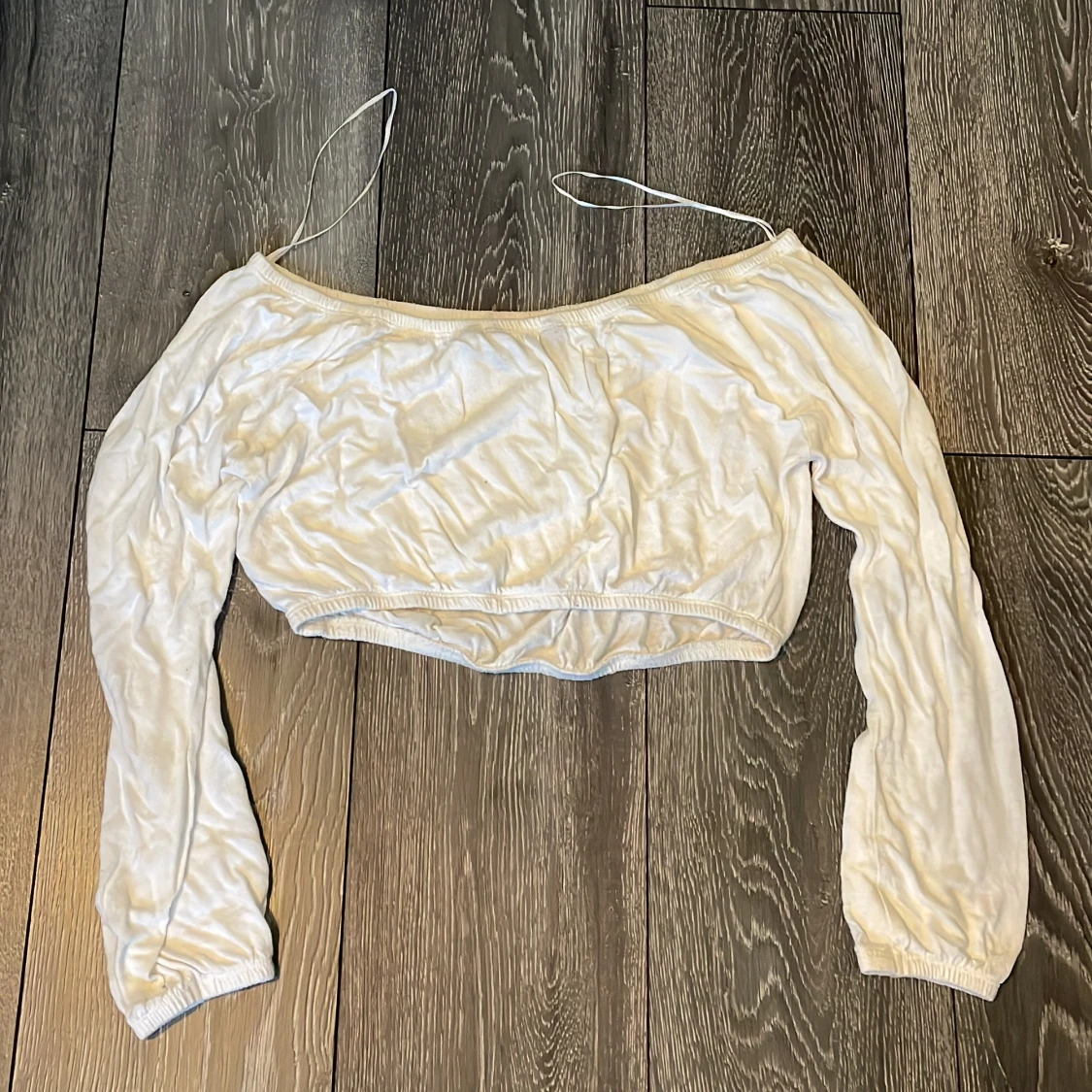 Tunn långärmad puffig magtröja - 90