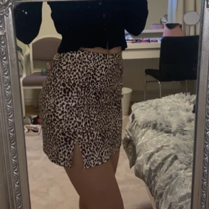 Leopardkjol - Kjolen är köpt från shein och är aldrig använd. 💕