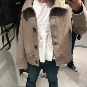 Söker!! Kappahl XS jacka - Söker efter denna Beige jacka i xs från Kappahl 