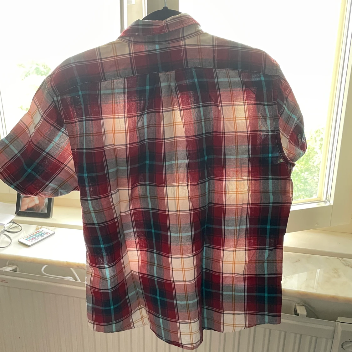 Kortärmad skjorta med dragkedja  - 90