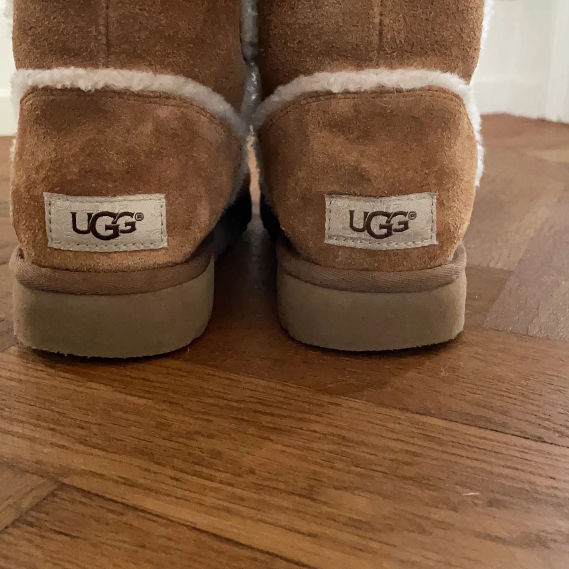 UGGS i storlek 36 - 91