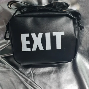 Liten väska för daglig användning - Liten väska för daglig användning,med långt handtag för ökad komfort