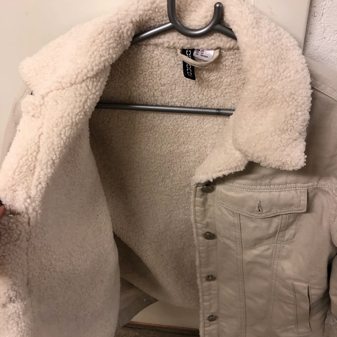 Jacka från H&M snygg passform - 90