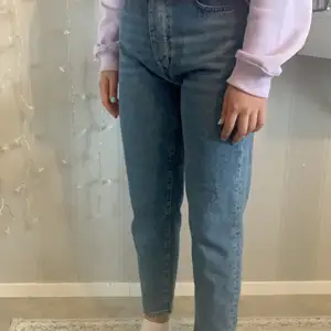 Ett par jeans för 120kr