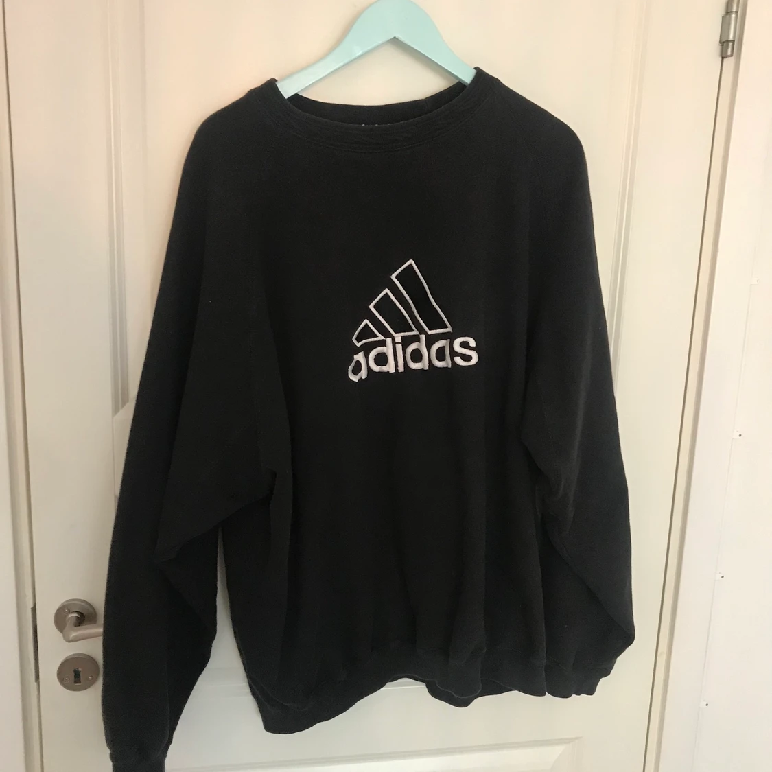 Stor adidas sweatshirt 