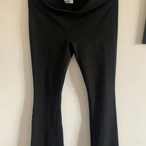 Leggings byxor Gina Tricot - ▪️Leggings byxor▪️Fint skick 
