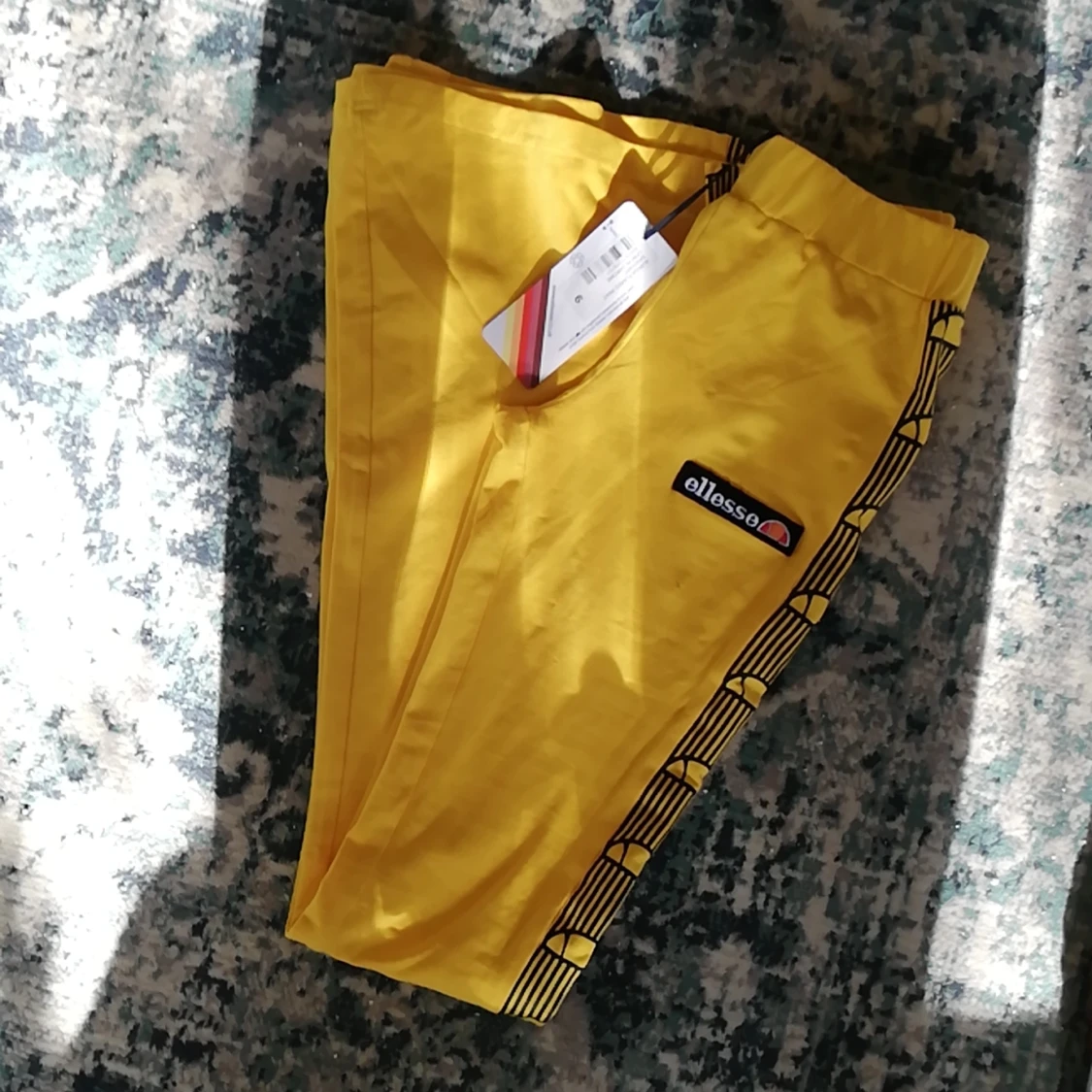 Ellesse flare strech byxor strl. 34 - 90