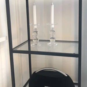 Ljusstakar i glas - 2 stycken ljusstakar i glas, funkar både för blockljus och kronljus