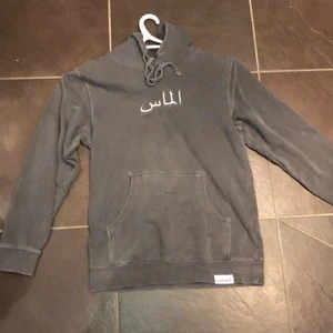 Diamond supply hoodie - Skön hoodie sitter TTS