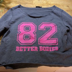 Better bodies  - Tröja från better bodies. Använd fåtal gånger. Fint skick! Strl M