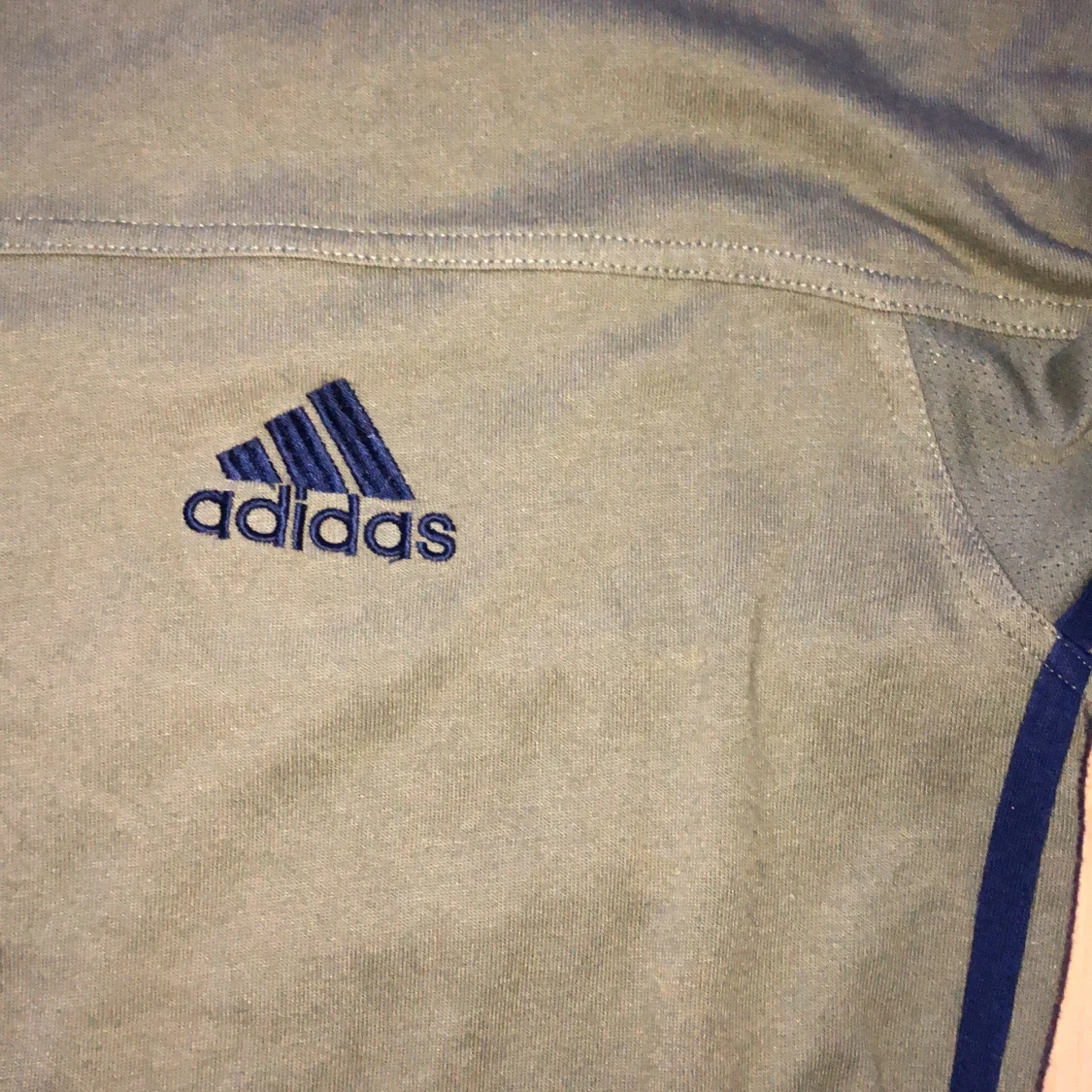 Grön Adidas sweatshirt - 91