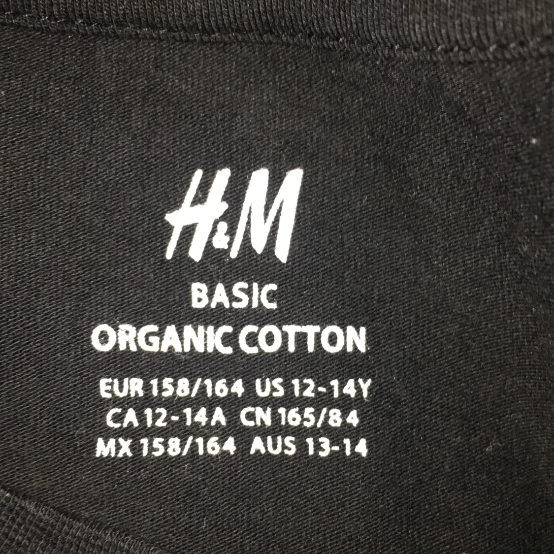 Klänning bra skick                           60kr inklusive frakt 30kr - 90