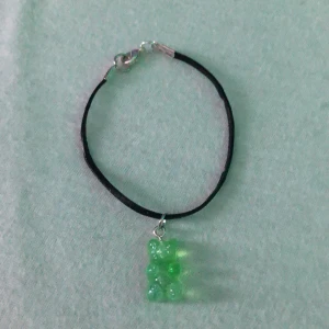 Grönt armband - Fint armband till grön outfit💚🍀