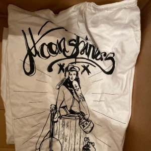 Tröja  - Finns i M & S 