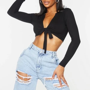 Topp stl s - Säljer min fina topp pga att den är för liten. Aldrig andvänd 