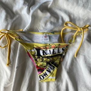 ED HARDY bikini underdel - ed hardy bikini storlek S! helt ny, har fortfarande hygienmärket ❤️❤️ frakt: 10 SEK