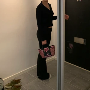 Mini väska✨ - Söt väska! Möts på söder annars står köparen för frakt på 42kr ✨