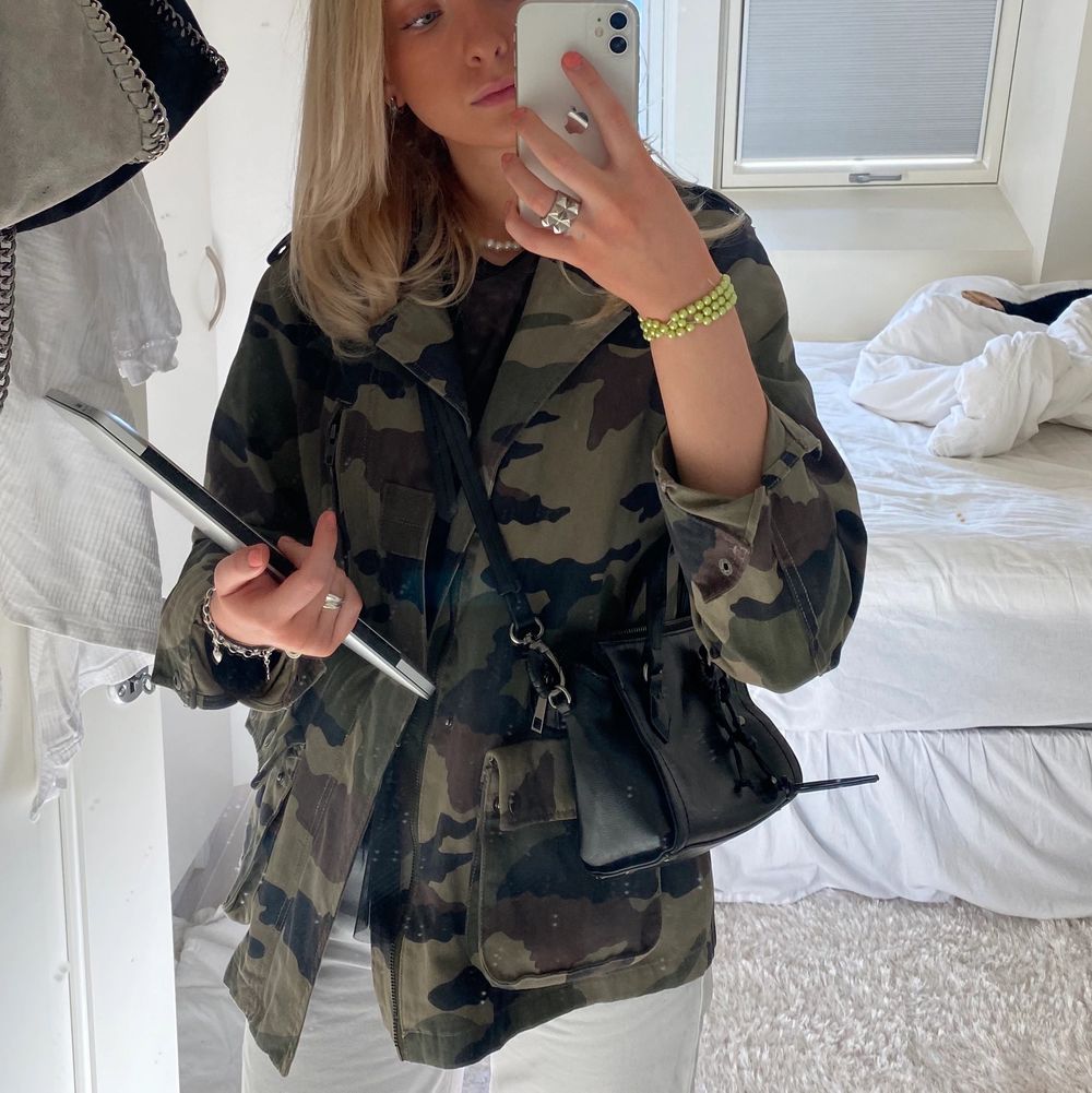 Army jacka - Gina Tricot | Plick Second Hand