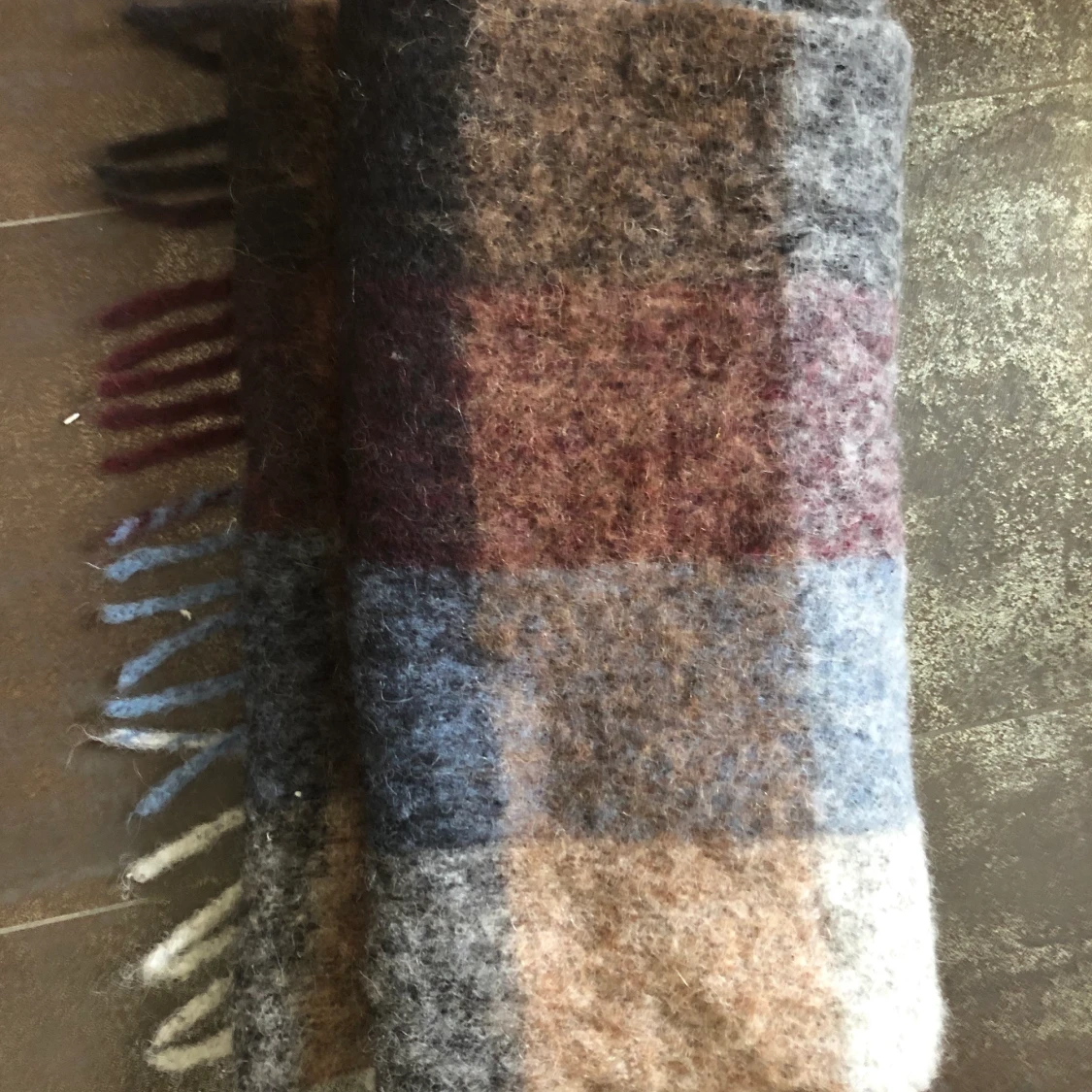 Halsduk ull holzweiler