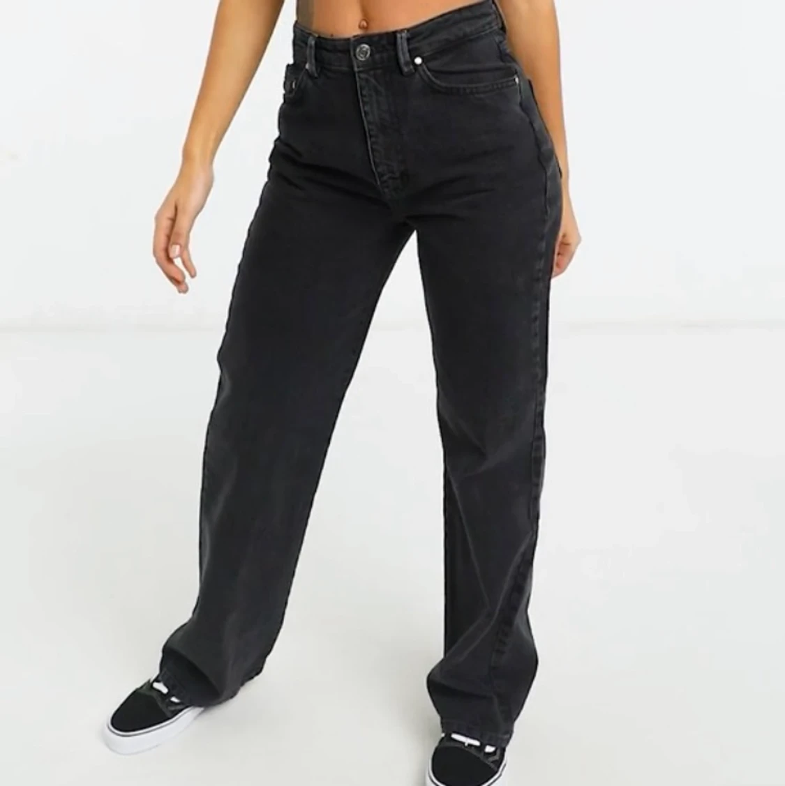 Svarta baggy jeans  - 91