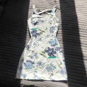 Klänning, XS - Sitter fint på.