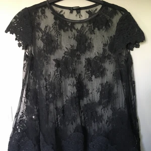 Ida Sjöstedt Michael Kors Hollister Gant Calvin Klein  - Ida Sjöstedt small 300:- Michael kors small 300:- Calvin Klein small 200:- ny! Hollister small 100:- styck Gant small 100:- Zara small medium  fest top 150:- Ny! 