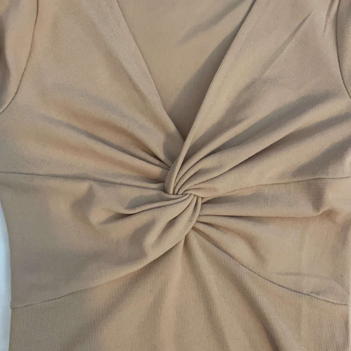 Sandfärgad tröja - 90