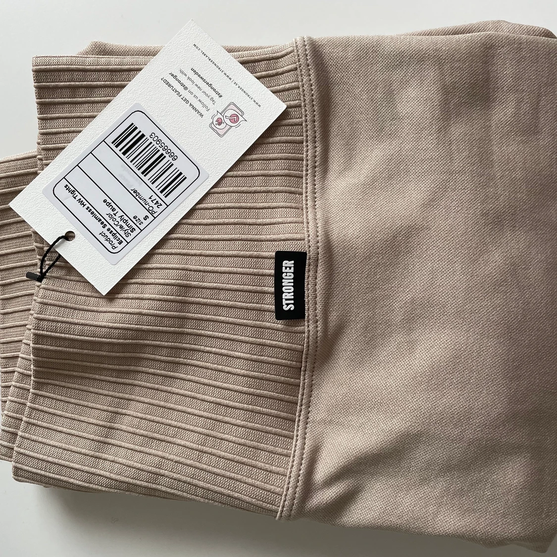 Oanvända Stronger Tights  - 91