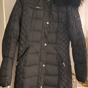 rock and blue jacka  - rock and blue vinterjacka i storlek 40 med äkta päls 