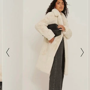 SÖKER NAKD - Söker denna jacka som är från NAKD. I storlek 36 eller 38