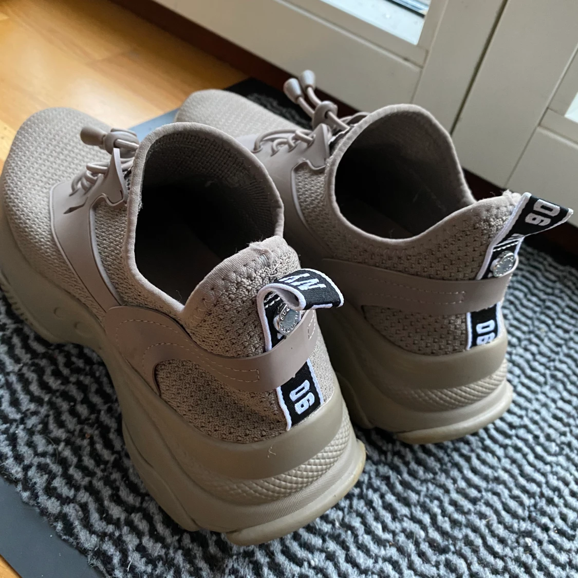 Steve Madden sneakers  - 1