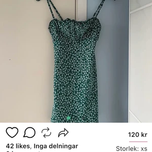 Blommig klänning - Grön klänning från mitt gamla konto💕💕