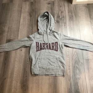 🤎 - Hoodie 80 kr+frakt!💓