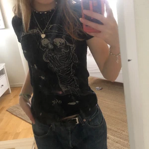 Metallica T-shirt  - As cool Metallica t shirt. Hon som sålde på plick sade den va rare. Kom aldrig till mycket användning tyvärr. Pris kan diskuteras.Fråga om ni undrar nåt❤️
