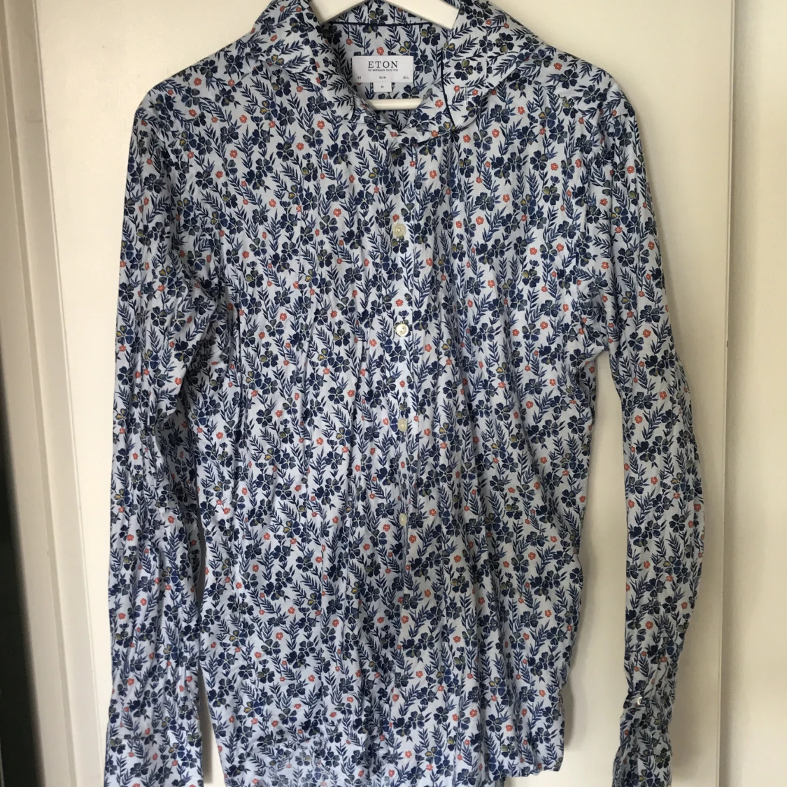 Eton-skjorta storlek M - 90